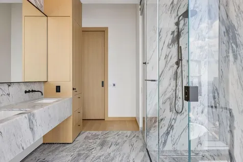 255 Hennepin Avenue Minneapolis MN 55401