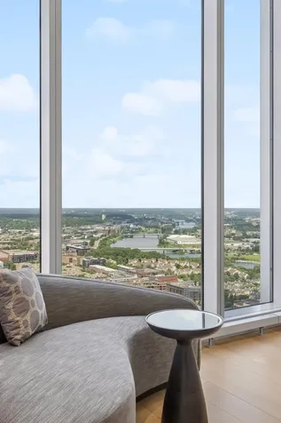 255 Hennepin Avenue Minneapolis MN 55401