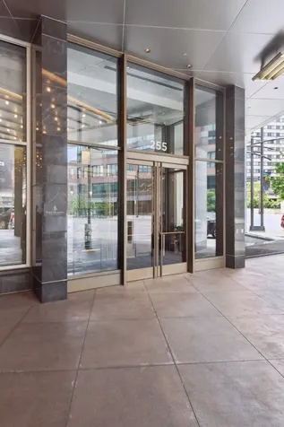 255 Hennepin Avenue Minneapolis MN 55401