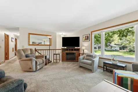 250 Glenbrook Road N Wayzata MN 55391