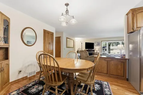 250 Glenbrook Road N Wayzata MN 55391