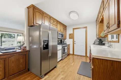 250 Glenbrook Road N Wayzata MN 55391