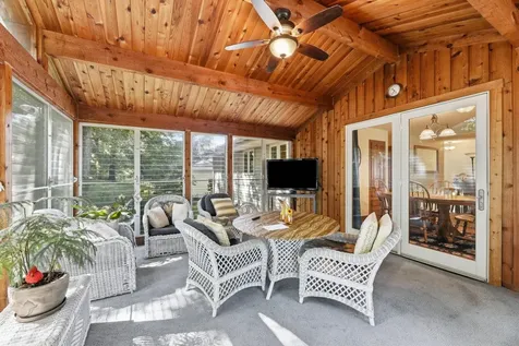 250 Glenbrook Road N Wayzata MN 55391
