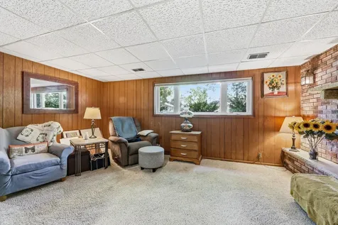 250 Glenbrook Road N Wayzata MN 55391