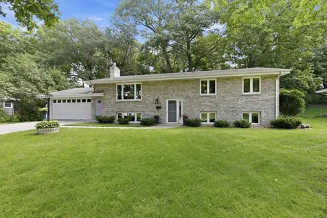 250 Glenbrook Road N Wayzata MN 55391