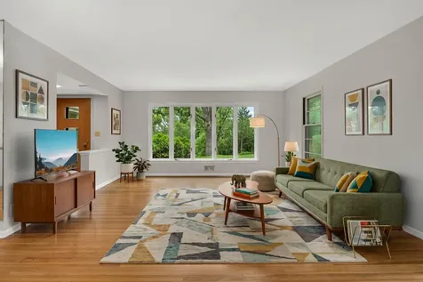 3929 Williston Road Minnetonka MN 55345