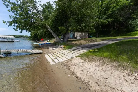10851 Long Lake Drive NE Bemidji MN 56601