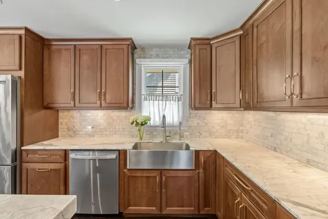 219 Chicago Avenue N Wayzata MN 55391