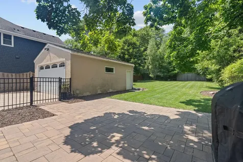 219 Chicago Avenue N Wayzata MN 55391