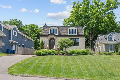 219 Chicago Avenue N Wayzata MN 55391