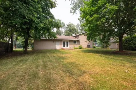 821 Birch Street SW Isanti MN 55040