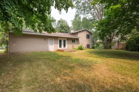 821 Birch Street SW Isanti MN 55040