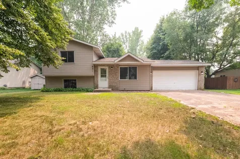 821 Birch Street SW Isanti MN 55040