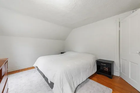 260 N Cordova Avenue Le Center MN 56057