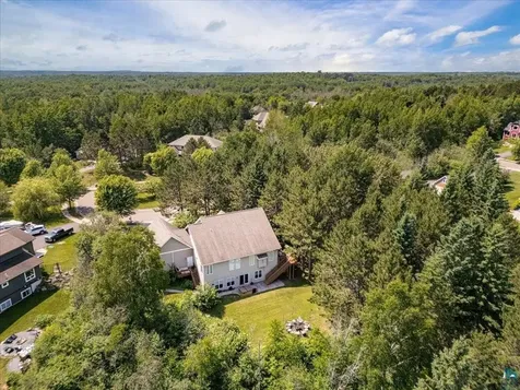3984 Willow Place Duluth MN 55811