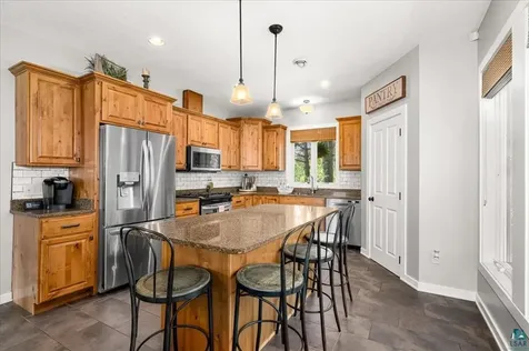 3984 Willow Place Duluth MN 55811