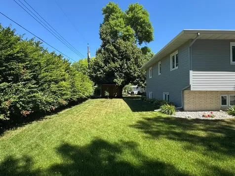 201 29th Avenue N Fargo ND 58102