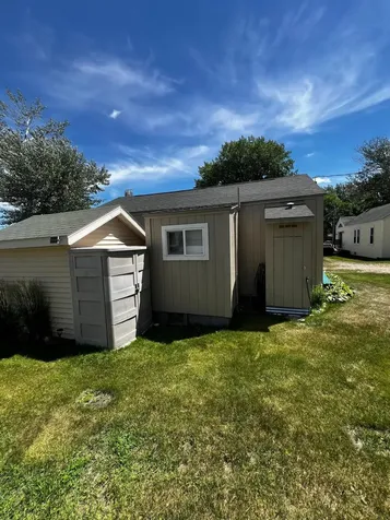 1208 E Lake Street Osakis MN 56360