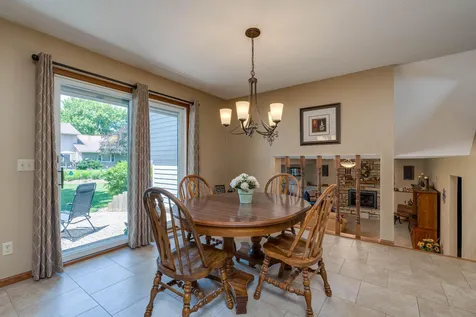 1028 Shady Oak Drive Mankato MN 56003