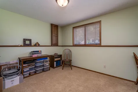 1028 Shady Oak Drive Mankato MN 56003