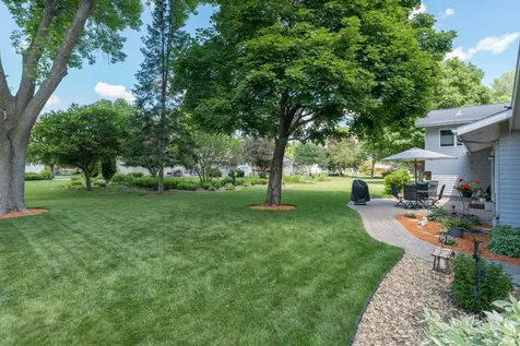 1028 Shady Oak Drive Mankato MN 56003