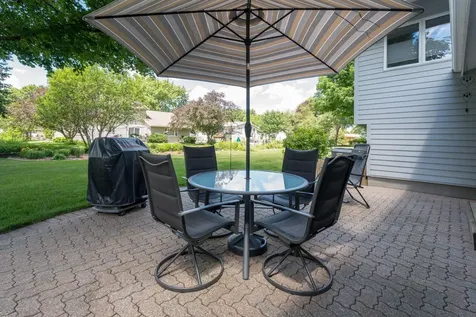 1028 Shady Oak Drive Mankato MN 56003