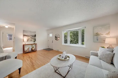 2017 Villard Avenue Saint Paul MN 55116