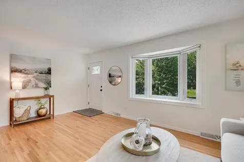 2017 Villard Avenue Saint Paul MN 55116