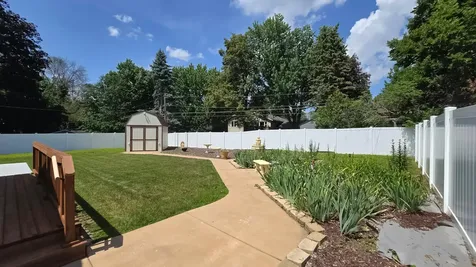 8362 81st Street Lane S Cottage Grove MN 55016