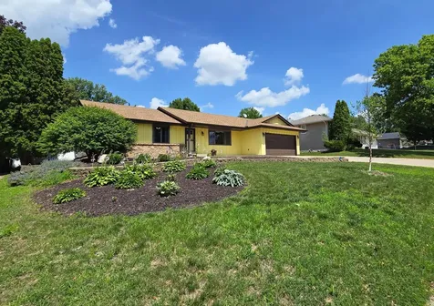 8362 81st Street Lane S Cottage Grove MN 55016