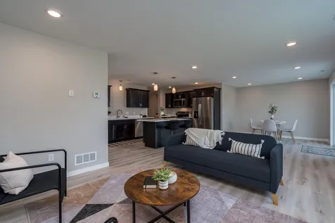 3106 Scotch Lane Mankato MN 56001