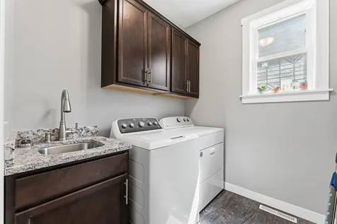 1573 Alexander Road NE Rochester MN 55906