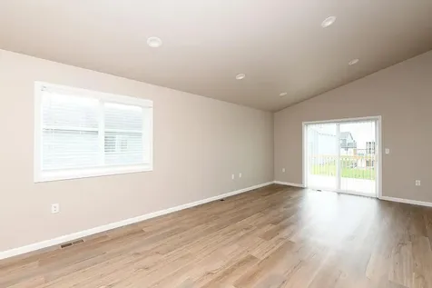 1125 60th Avenue W West Fargo ND 58078