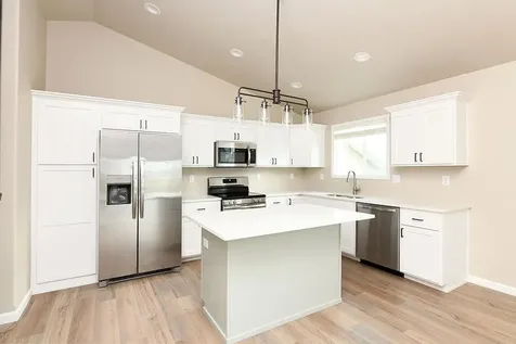 1125 60th Avenue W West Fargo ND 58078