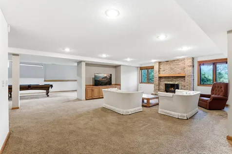 5968 Scenic Place Shoreview MN 55126