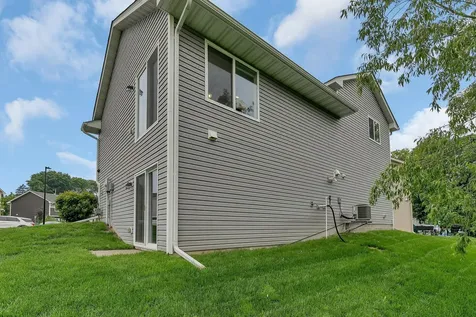 521 Willow Creek Parkway Buffalo MN 55313