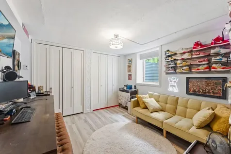 704 E Minnehaha Parkway Minneapolis MN 55417