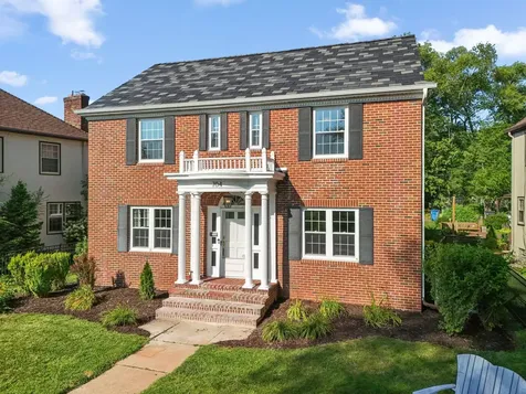 704 E Minnehaha Parkway Minneapolis MN 55417