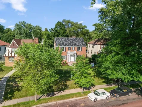 704 E Minnehaha Parkway Minneapolis MN 55417