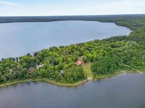 38837 Sissebakwet Shores Road Cohasset MN 55721