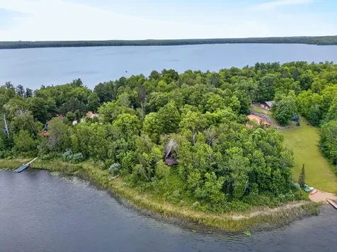 38837 Sissebakwet Shores Road Cohasset MN 55721