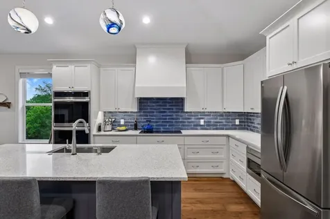 9733 Liberty Court Eden Prairie MN 55347