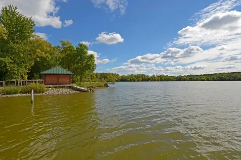 9733 Liberty Court Eden Prairie MN 55347
