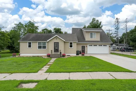 404 Paquin Street E Waterville MN 56096