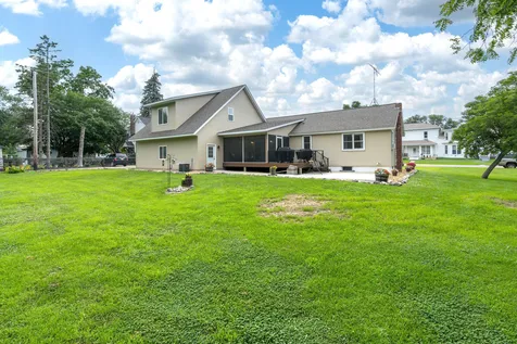 404 Paquin Street E Waterville MN 56096