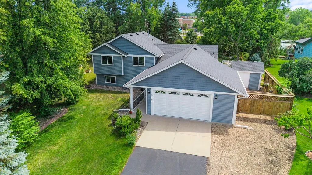 5749 W 141st Street Savage MN 55378