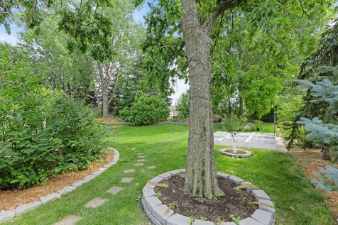 5749 W 141st Street Savage MN 55378