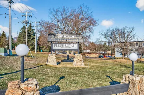 181 Little Canada Road E Little Canada MN 55117