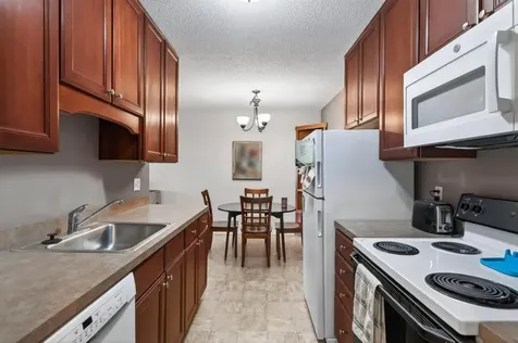 181 Little Canada Road E Little Canada MN 55117