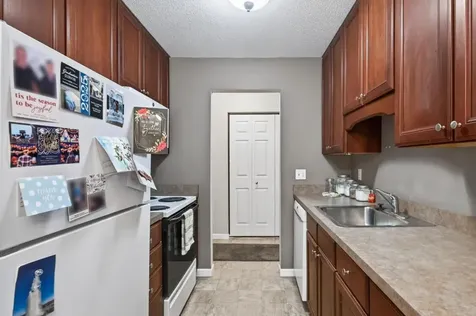181 Little Canada Road E Little Canada MN 55117
